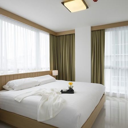 Modern Thai Suites Phuket Camera foto