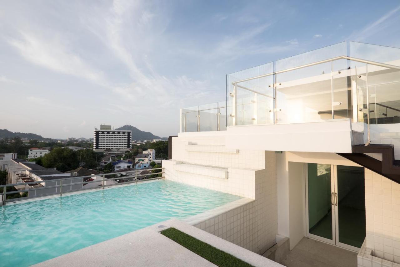 Modern Thai Suites Phuket Esterno foto